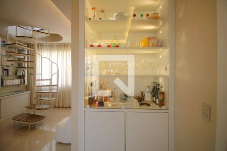 Detalhe Cristaleira de apartamento à venda com 2 quartos, 172m² em São Lucas, Belo Horizonte