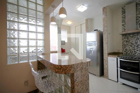 Detalhe Cozinha Americana de apartamento à venda com 2 quartos, 172m² em São Lucas, Belo Horizonte