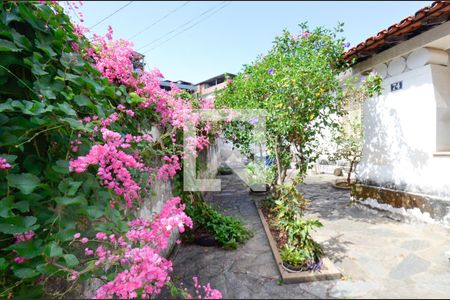 Casa para alugar com 360m², 3 quartos e 3 vagasQuintal 