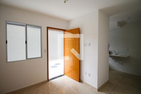 Sala de apartamento para alugar com 2 quartos, 312m² em Parque Cruzeiro do Sul, São Paulo