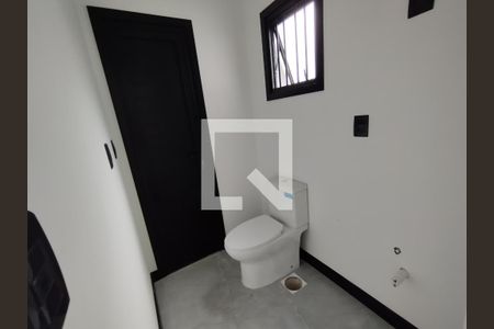 Casa à venda com 160m², 3 quartos e 2 vagas Casa à venda com 160m², 3 quartos e 2 vagasBanheiro 3