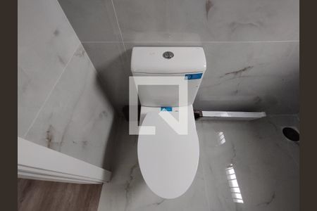 Casa à venda com 160m², 3 quartos e 2 vagas Casa à venda com 160m², 3 quartos e 2 vagasBanheiro 2