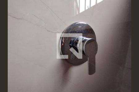 Casa à venda com 160m², 3 quartos e 2 vagas Casa à venda com 160m², 3 quartos e 2 vagasBanheiro do Quarto 1