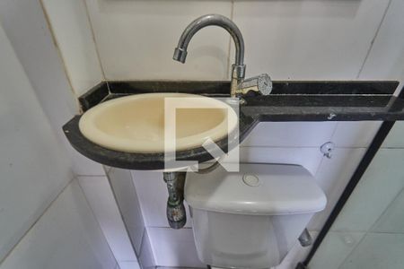 Apartamento à venda com 65m², 2 quartos e 1 vagaBanheiro de Serviço