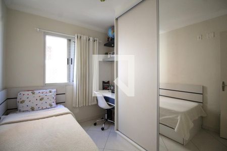 Quarto 2 de apartamento para alugar com 2 quartos, 50m² em Vila Roque, São Paulo