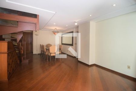 Sala de apartamento para alugar com 3 quartos, 210m² em Petrópolis, Porto Alegre
