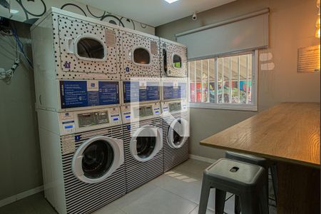 Apartamento à venda com 28m², 1 quarto e sem vaga Apartamento à venda com 28m², 1 quarto e sem vagaÁrea comum - Lavanderia