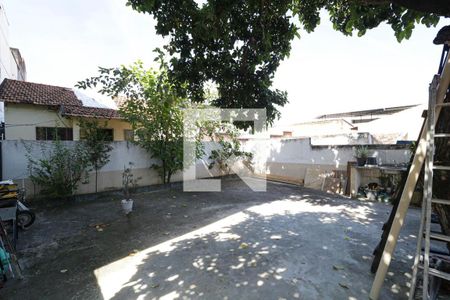 Casa à venda com 432m², 3 quartos e 2 vagasQuintal