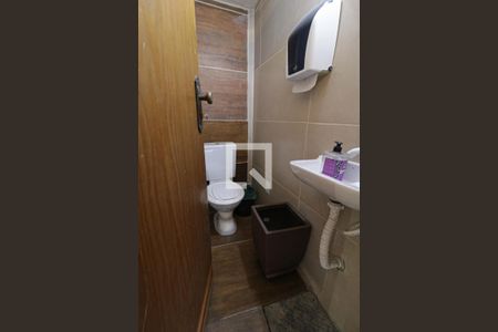 Casa à venda com 432m², 3 quartos e 2 vagasBanheiro de Serviço