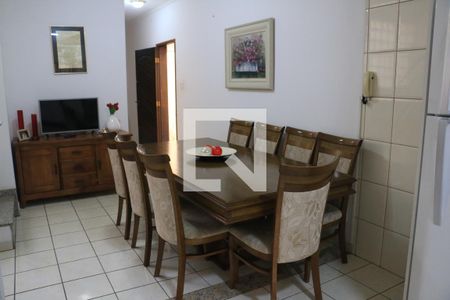 Casa à venda com 200m², 3 quartos e 2 vagasCozinha