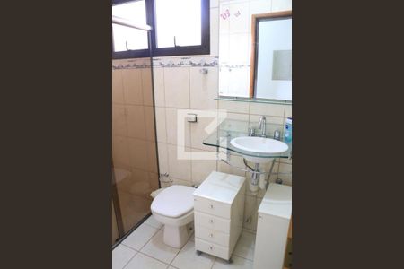 Casa à venda com 200m², 3 quartos e 2 vagasBanheiro Social