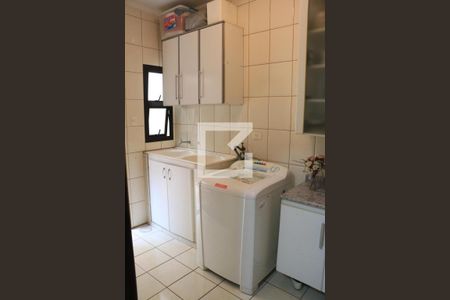 Casa à venda com 200m², 3 quartos e 2 vagasLavanderia