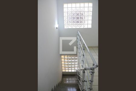Casa à venda com 200m², 3 quartos e 2 vagasEscadas