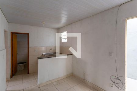 Casa para alugar com 40m², 2 quartos e sem vagaSala/Cozinha