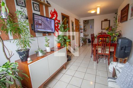Sala de apartamento para alugar com 3 quartos, 56m² em Itaquera, São Paulo