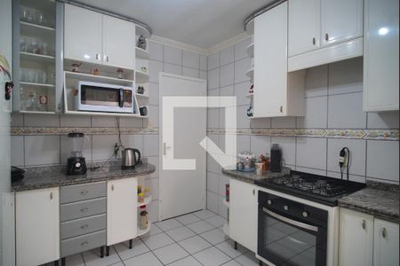 Casa à venda com 195m², 3 quartos e 2 vagasCozinha