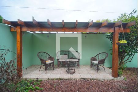 Casa à venda com 195m², 3 quartos e 2 vagasQuintal