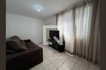 Sala de apartamento à venda com 2 quartos, 52m² em Cabral, Contagem