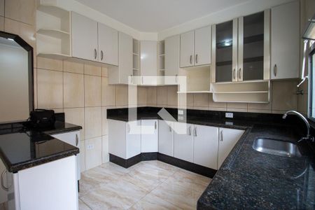 Casa à venda com 185m², 3 quartos e 1 vaga Casa à venda com 185m², 3 quartos e 1 vagaCozinha