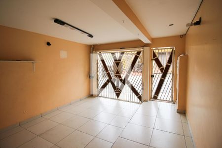 Casa à venda com 185m², 3 quartos e 1 vaga Casa à venda com 185m², 3 quartos e 1 vagaGaragem