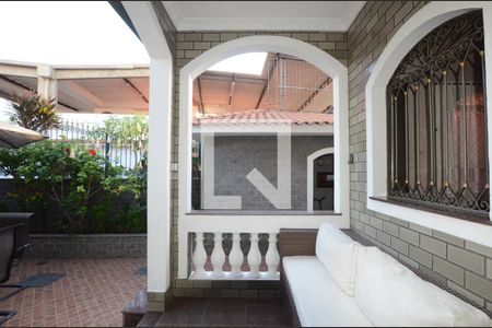 Casa à venda com 500m², 3 quartos e 4 vagasVaranda da Cozinha