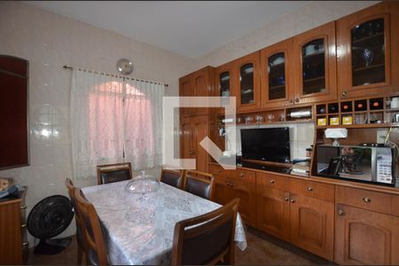 Casa à venda com 500m², 3 quartos e 4 vagasCopa