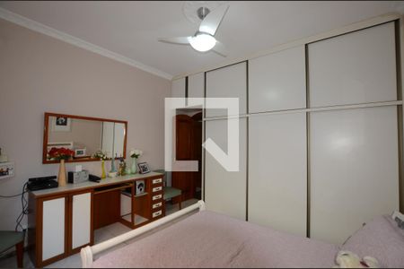 Casa à venda com 500m², 3 quartos e 4 vagasQuarto 2