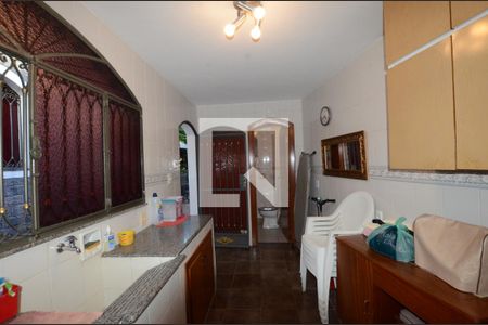 Casa à venda com 500m², 3 quartos e 4 vagasLavanderia/Área de Serviço