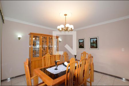 Sala de Jantar de casa à venda com 3 quartos, 500m² em Inhaúma, Rio de Janeiro
