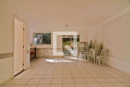 Apartamento para alugar com 39m², 2 quartos e sem vagaÁrea comum - Salão de festas