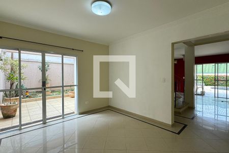 Sala de casa de condomínio para alugar com 4 quartos, 334m² em Alphaville, Santana de Parnaíba