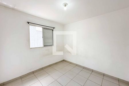 Quarto 1 de casa para alugar com 3 quartos, 120m² em Conjunto Residencial Santa Terezinha, São Paulo