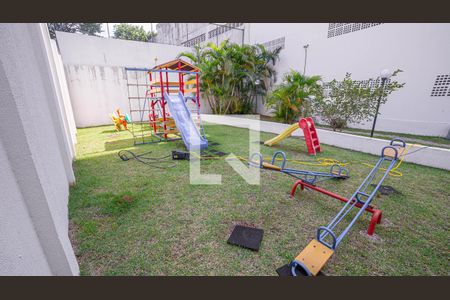 Apartamento à venda com 75m², 3 quartos e 2 vagasÁrea comum - Playground