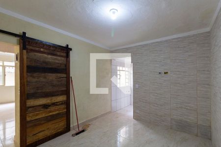 Suíte de casa para alugar com 1 quarto, 43m² em Vila Ré, São Paulo