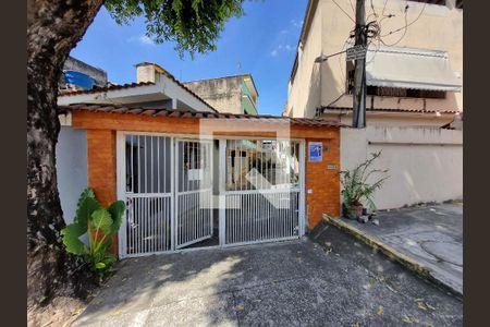 Casa para alugar com 3 quartos, 92m² em Oswaldo Cruz, Rio de Janeiro