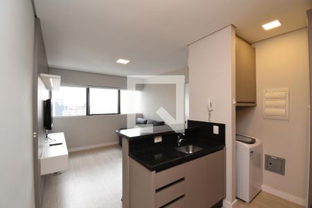 Sala de apartamento para alugar com 1 quarto, 35m² em Centro, Curitiba