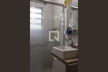 Banheiro Social de apartamento à venda com 2 quartos, 59m² em Camaquã, Porto Alegre