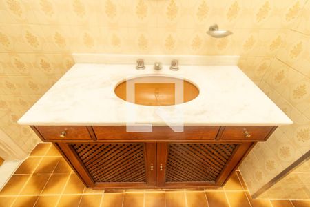 Apartamento para alugar com 65m², 2 quartos e sem vaga Apartamento para alugar com 65m², 2 quartos e sem vagaDetalhe do Banheiro