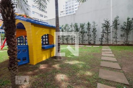 Apartamento para alugar com 80m², 2 quartos e 2 vagasÁrea comum - Playground