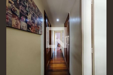 Apartamento à venda com 138m², 3 quartos e 2 vagasCorredor