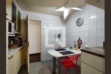 Apartamento à venda com 138m², 3 quartos e 2 vagasCopa