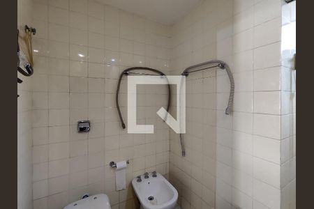 Apartamento à venda com 138m², 3 quartos e 2 vagasBanheiro da Suíte