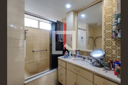 Apartamento à venda com 138m², 3 quartos e 2 vagasBanheiro da Suíte