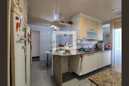 Apartamento à venda com 138m², 3 quartos e 2 vagasCozinha