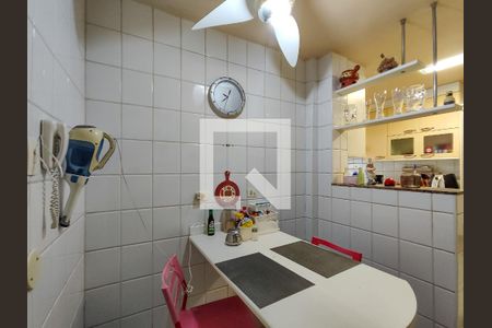 Apartamento à venda com 138m², 3 quartos e 2 vagasCopa