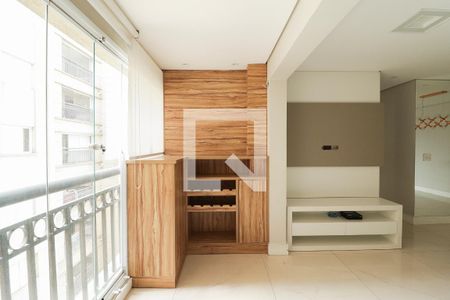 Sala de apartamento à venda com 3 quartos, 66m² em Vila Santa Maria, São Paulo