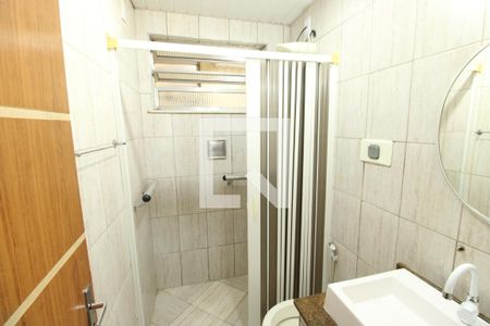 Banheiro  de casa para alugar com 2 quartos, 70m² em Irajá , Rio de Janeiro