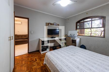 Quarto 1  de casa à venda com 3 quartos, 150m² em Vila Ema, São Paulo