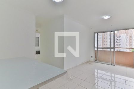 Sala de apartamento para alugar com 3 quartos, 64m² em Jardim Jaqueline, São Paulo