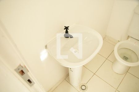 Lavabo de casa de condomínio para alugar com 2 quartos, 66m² em Jardim Petropolis, Cotia